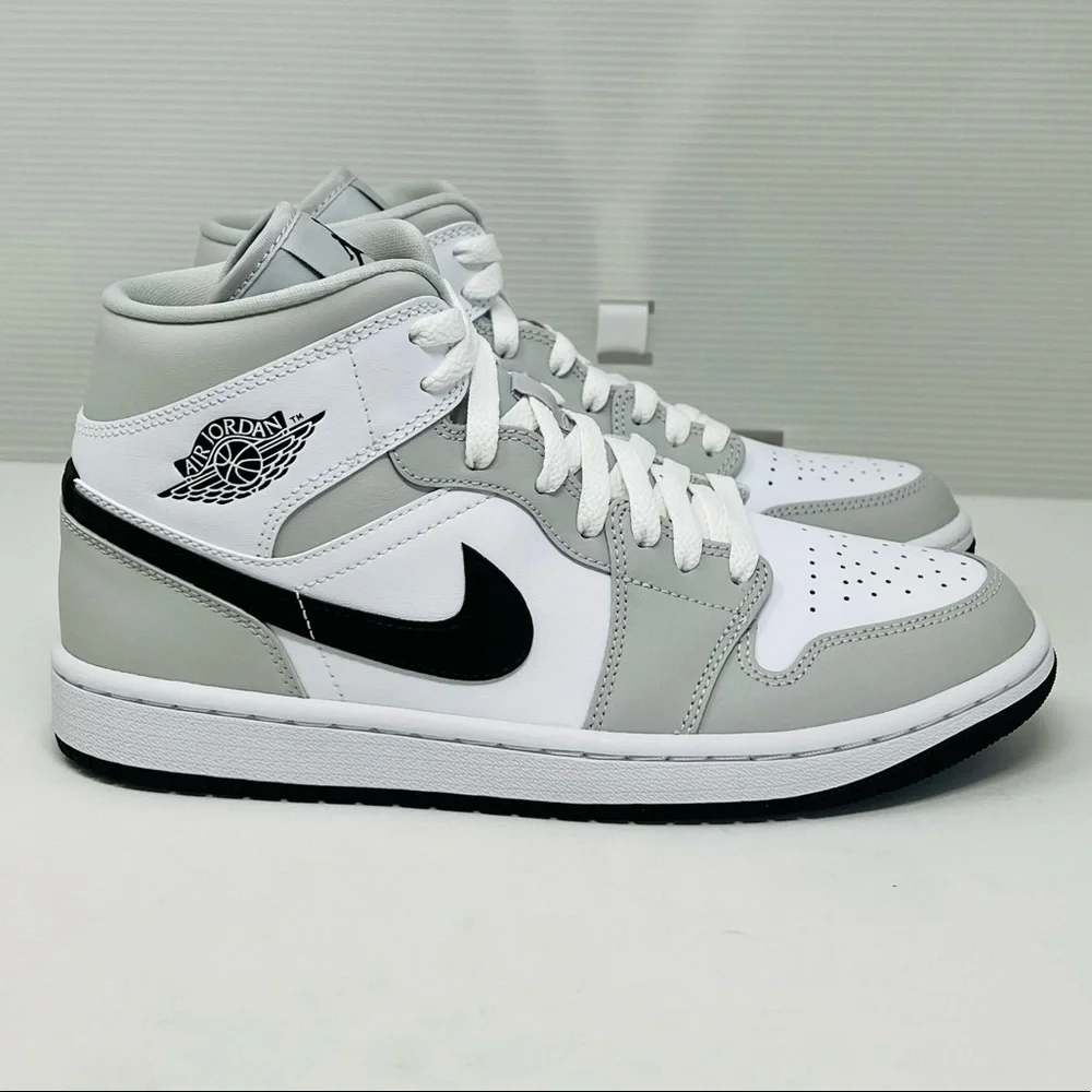 NIKE AIR JORDAN 1 MID**Grey/White Basketball Sneakers**US 7**NIB - Picture 1 of 11